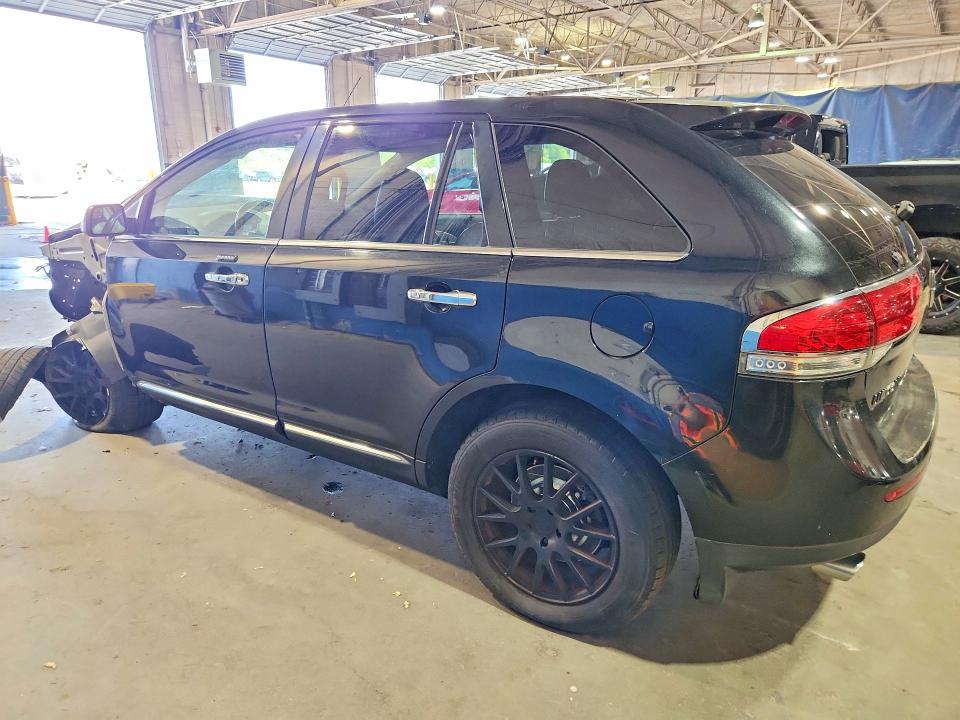 Photo 2 from auction – 2011 LINCOLN MKX with VIN 2LMDJ8JK2BBJ25953