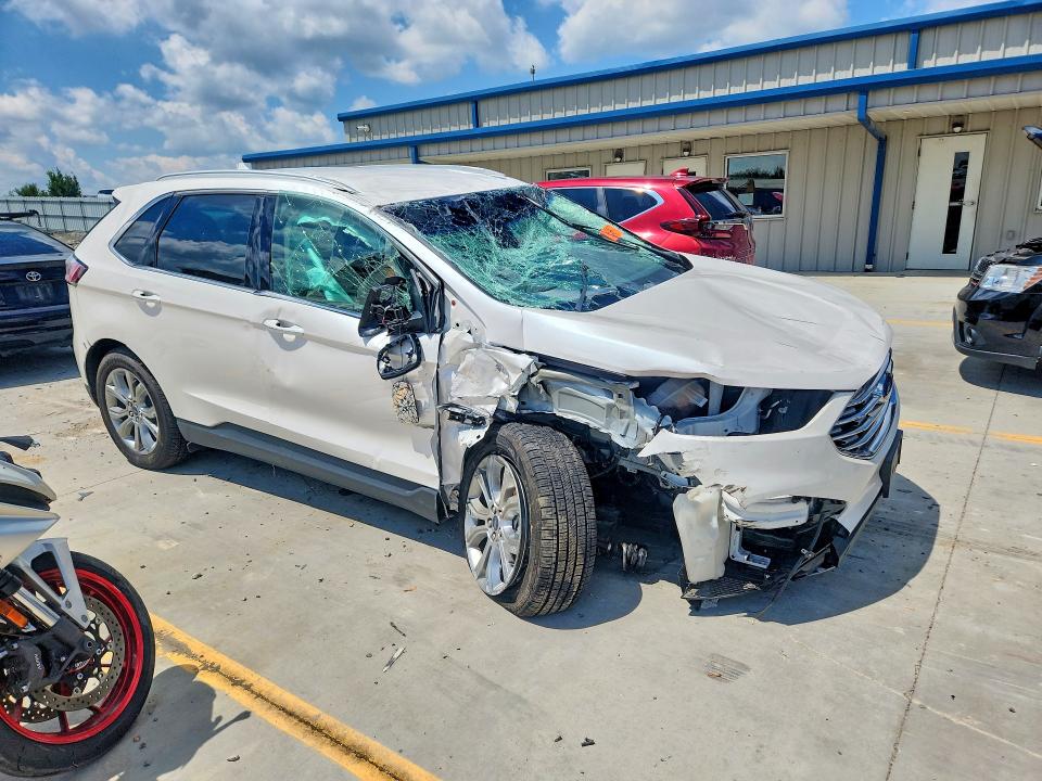 Photo 4 from auction – 2019 FORD EDGE with VIN 2FMPK3K95KBB26504