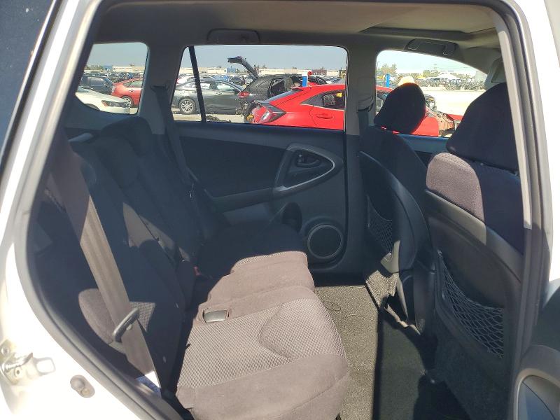 Photo 11 from auction – 2006 TOYOTA RAV4 with VIN JTMZD32V165002924