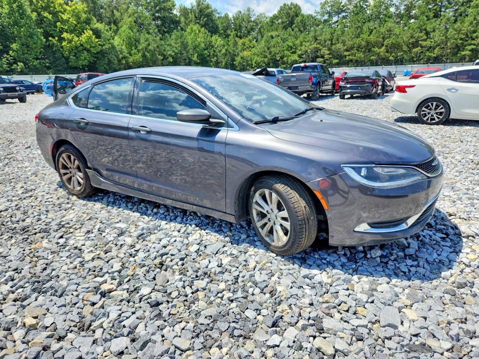 Photo 4 from auction – 2016 CHRYSLER 200 with VIN 1C3CCCAB2GN109227