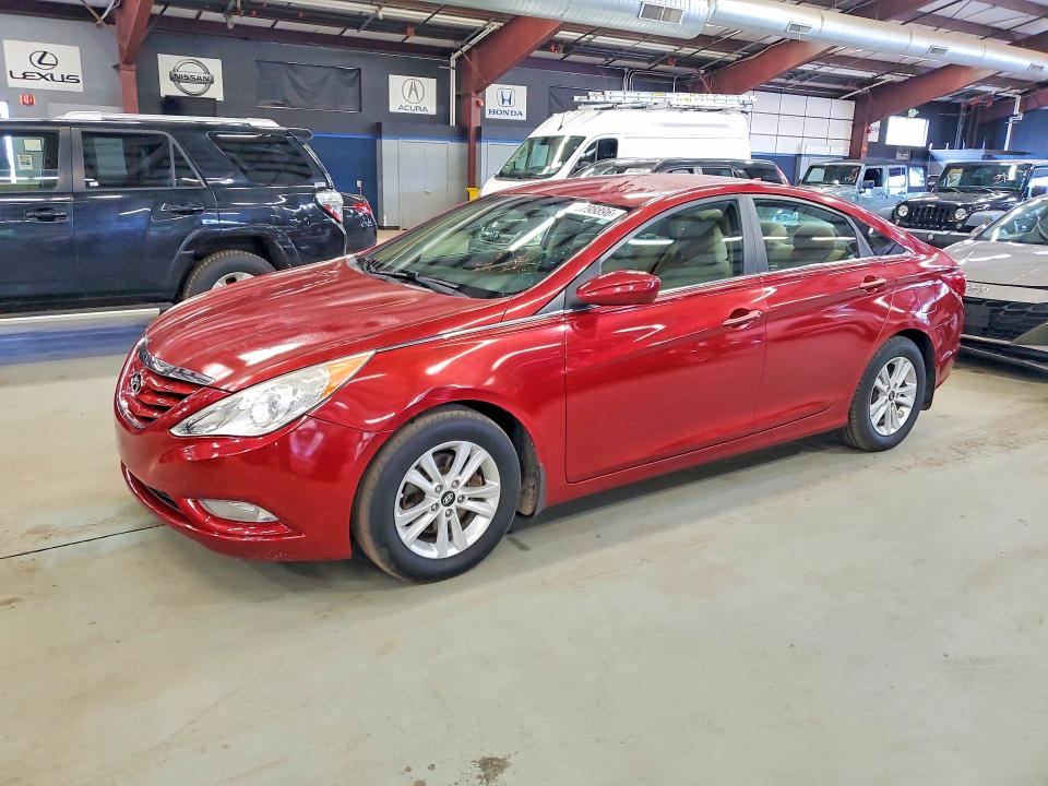 HYUNDAI SONATA 2013 with VIN 5NPEB4AC4DH526947 - Photo from auction