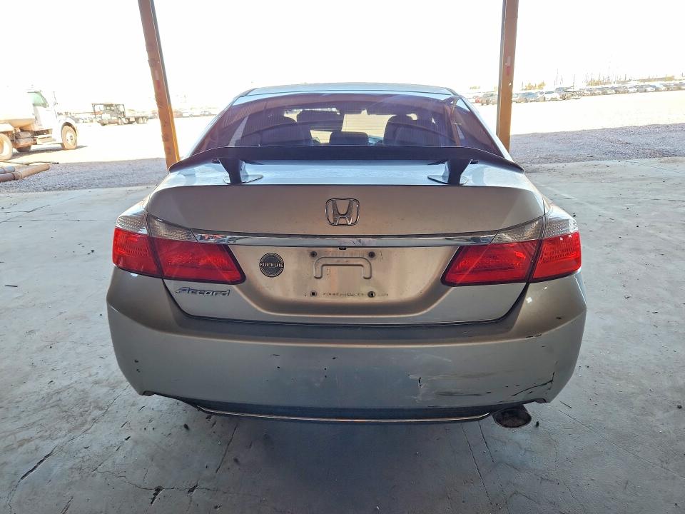 Photo 6 from auction – 2014 HONDA ACCORD with VIN 1HGCR2F78EA199353