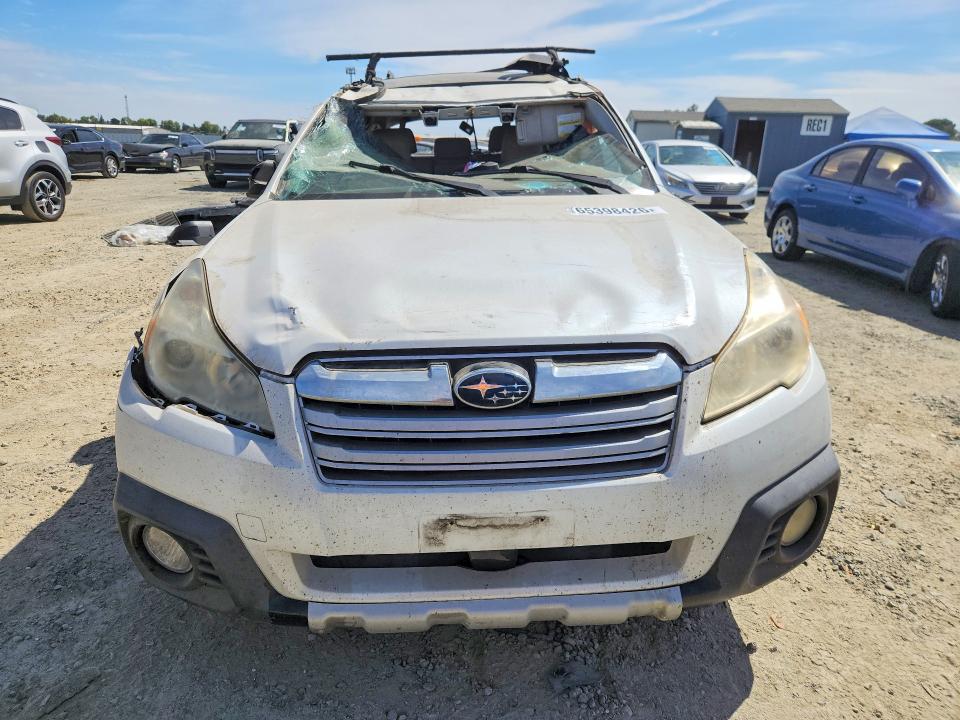 Photo 5 from auction – 2013 SUBARU OUTBACK with VIN 4S4BRBPCXD3224967