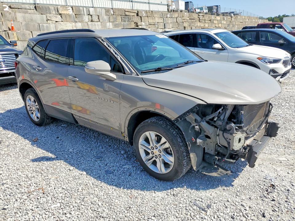 Zdjęcie 4 z aukcji – 2021 CHEVROLET BLAZER z VIN 3GNKBHR48MS504356