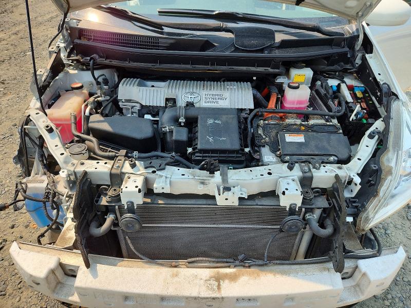 Photo 12 from auction – 2014 TOYOTA PRIUS V with VIN JTDZN3EU9EJ010176