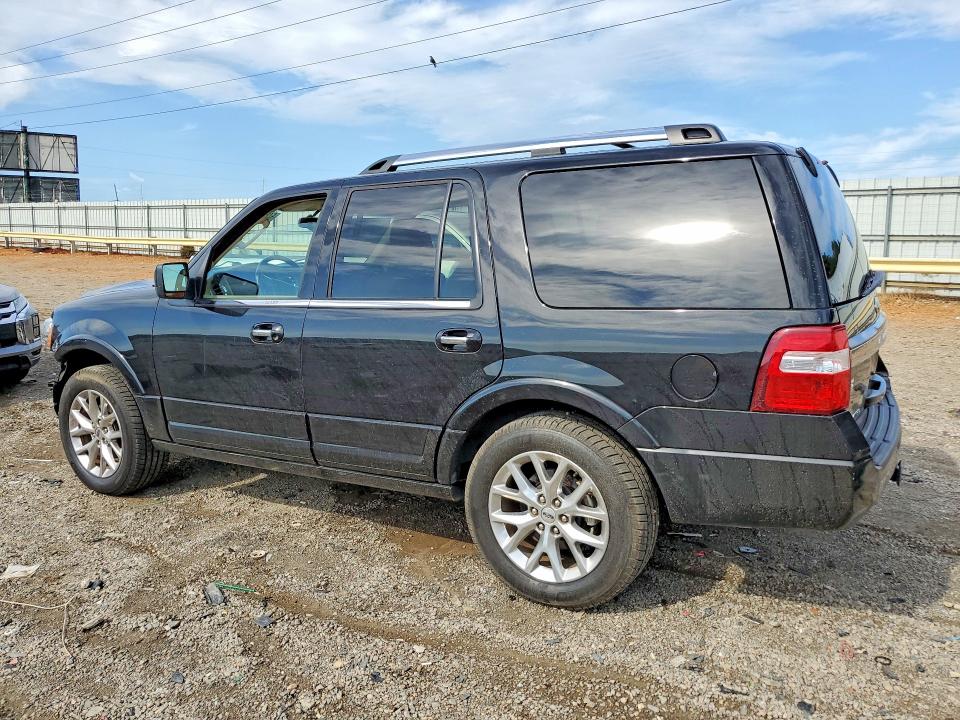 Photo 2 from auction – 2015 FORD EXPEDITION with VIN 1FMJU2AT8FEF42757