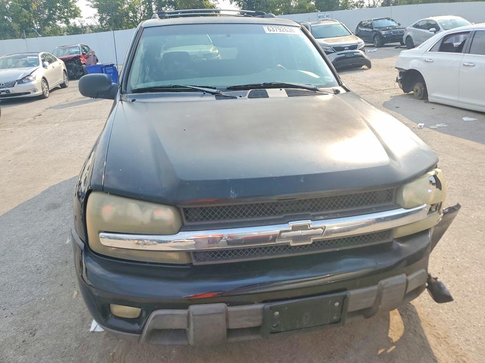 Photo 5 from auction – 2002 CHEVROLET TRAILBLAZER with VIN 1GNDS13S522489461