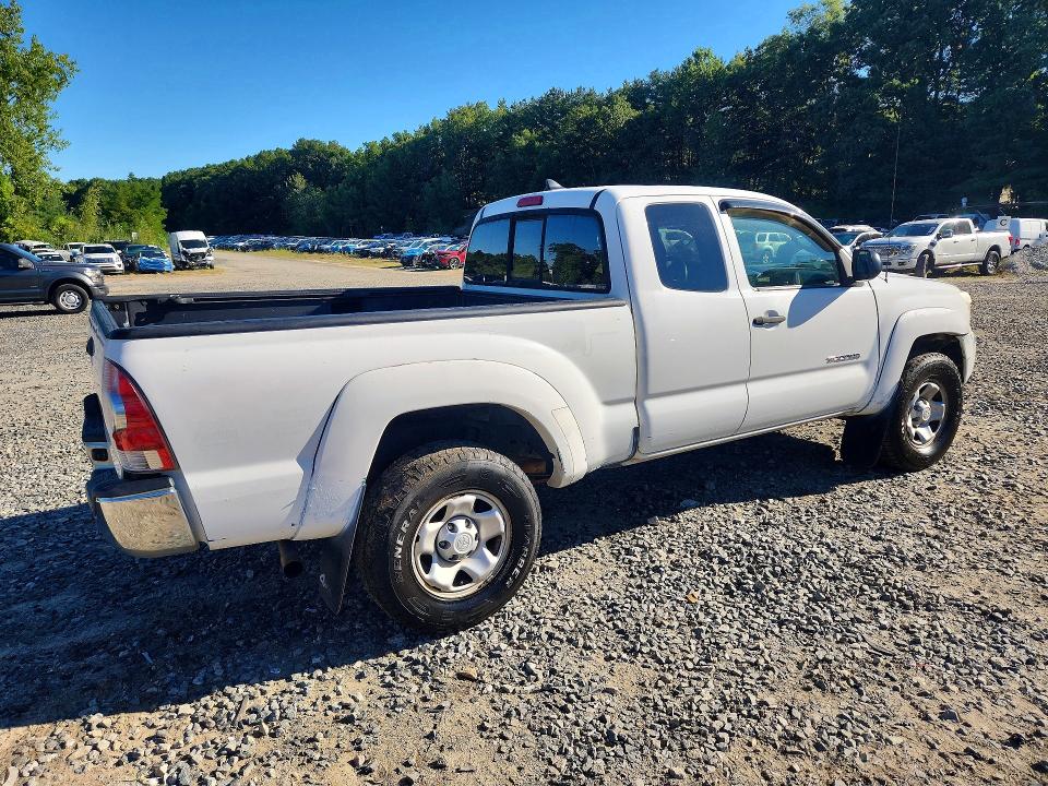 Photo 3 from auction – 2012 TOYOTA TACOMA with VIN 5TFUU4EN4CX038571