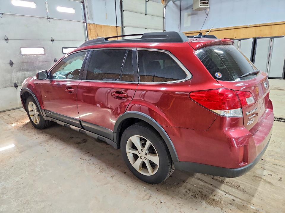 Photo 2 from auction – 2014 SUBARU OUTBACK with VIN 4S4BRBCC8E3200979