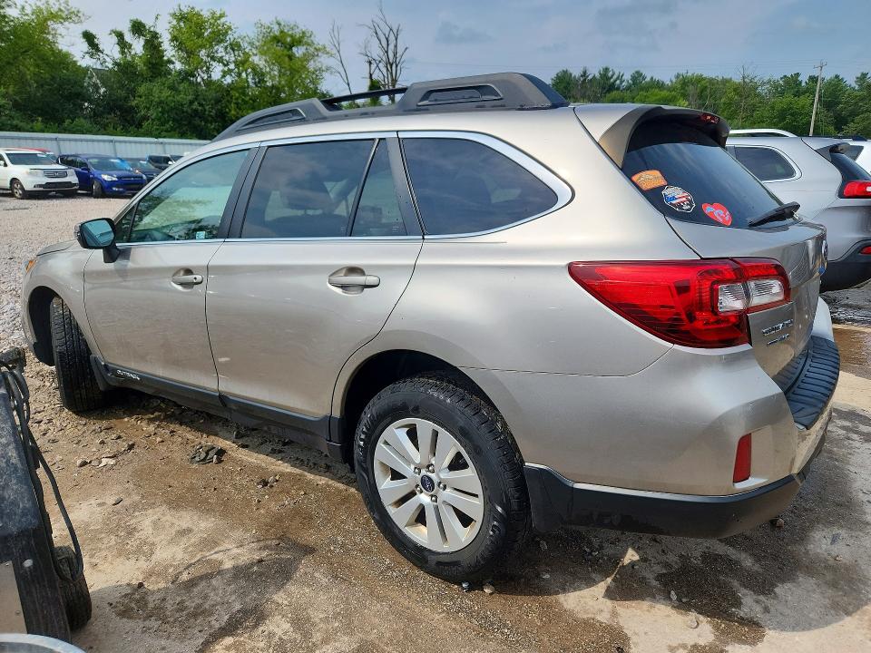 Photo 2 from auction – 2015 SUBARU OUTBACK with VIN 4S4BSBFC0F3356516