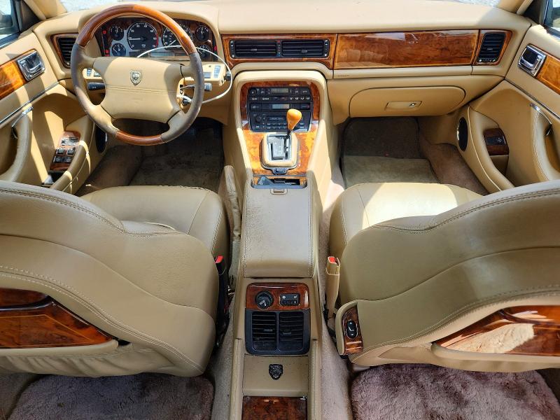 Photo 8 from auction – 1996 JAGUAR VANDENPLAS with VIN SAJKX6744TC769525