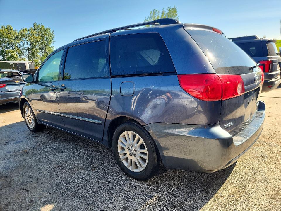 Photo 2 from auction – 2008 TOYOTA SIENNA with VIN 5TDZK22C58S176538