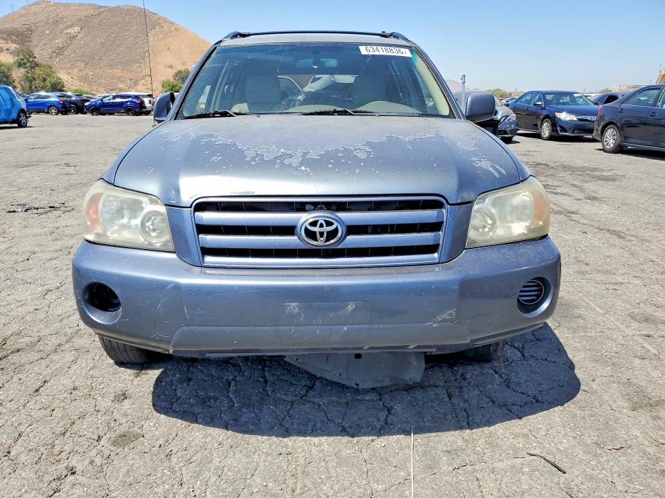 Photo 5 from auction – 2005 TOYOTA HIGHLANDER with VIN JTEGD21A950127547