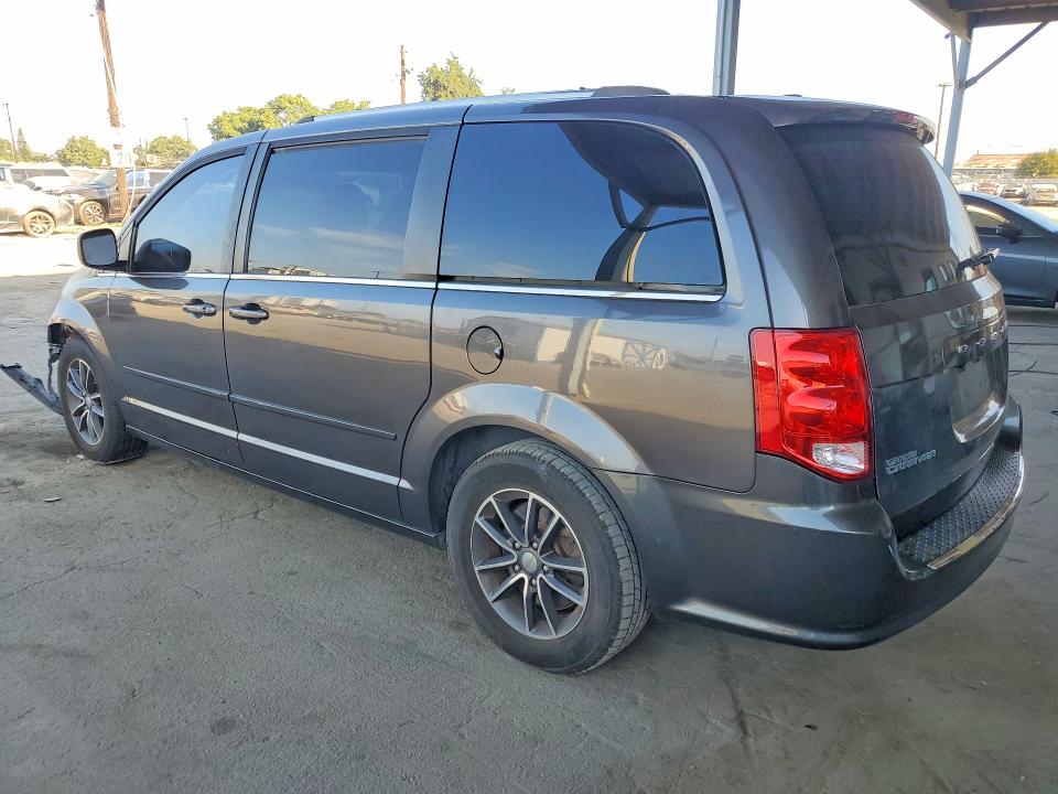 Photo 2 from auction – 2017 DODGE GRAND CARAVAN with VIN 2C4RDGCG9HR852684