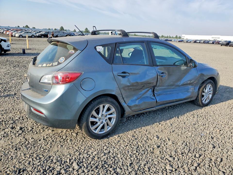 Photo 3 from auction – 2012 MAZDA 3 with VIN JM1BL1L83C1671135