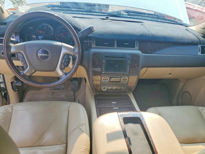 Photo 8 from auction – 2011 GMC SIERRA with VIN 3GTP2XE2XBG223835