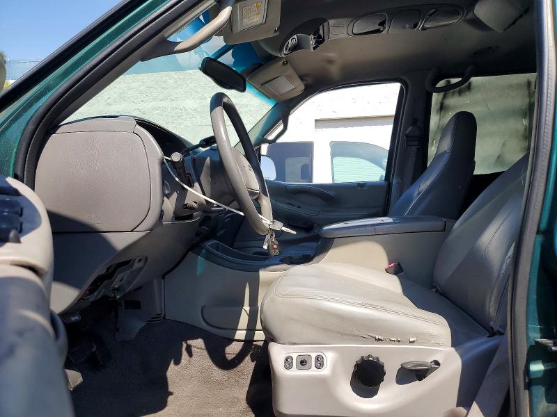 Photo 7 from auction – 2000 FORD EXPEDITION with VIN 1FMRU1561YLB90220
