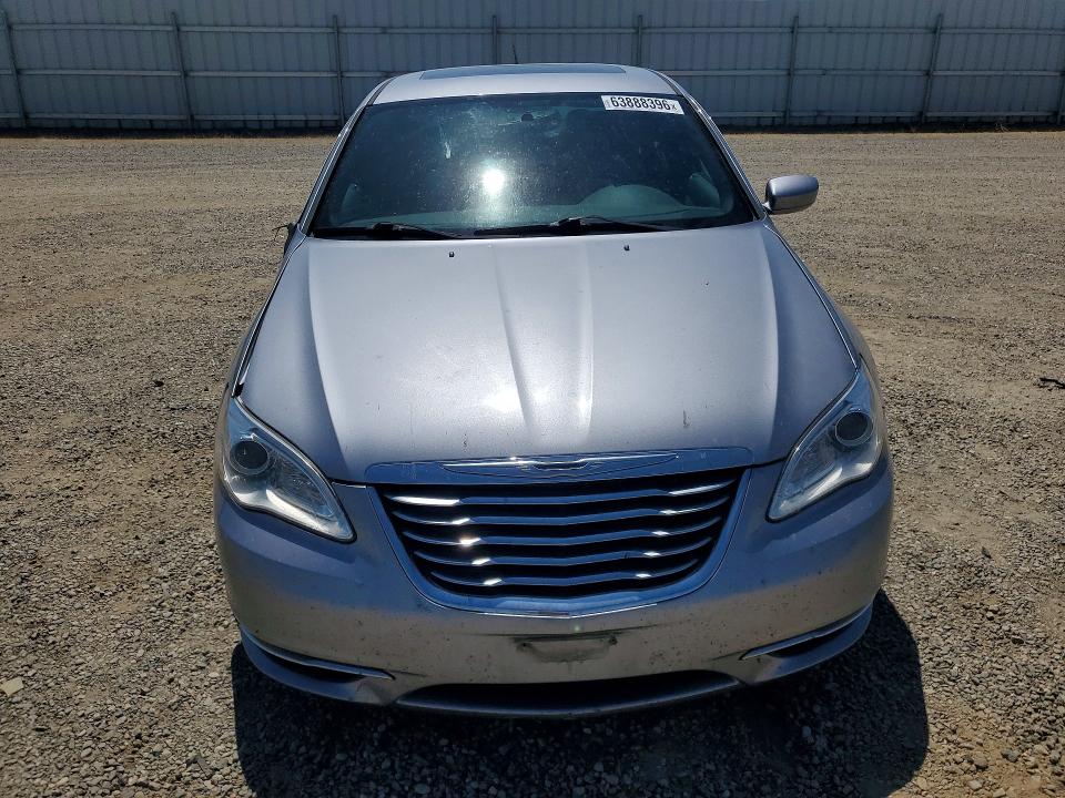 Photo 5 from auction – 2013 CHRYSLER 200 with VIN 1C3CCBBB6DN580124