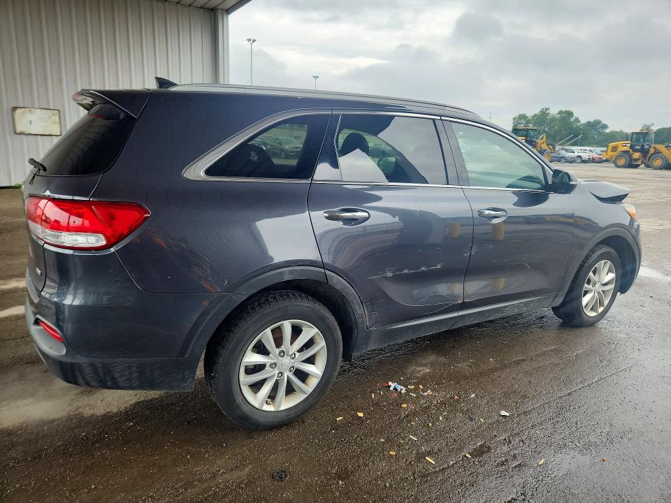 Photo 3 from auction – 2018 KIA SORENTO with VIN 5XYPG4A31JG424082