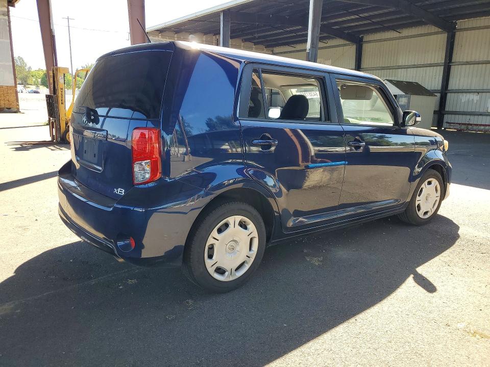 Photo 3 from auction – 2014 SCION XB with VIN JTLZE4FE6EJ056808