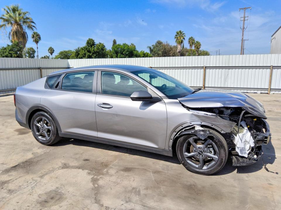 Photo 4 from auction – 2026 KIA K4 with VIN 3KPFT4DE6TE278461
