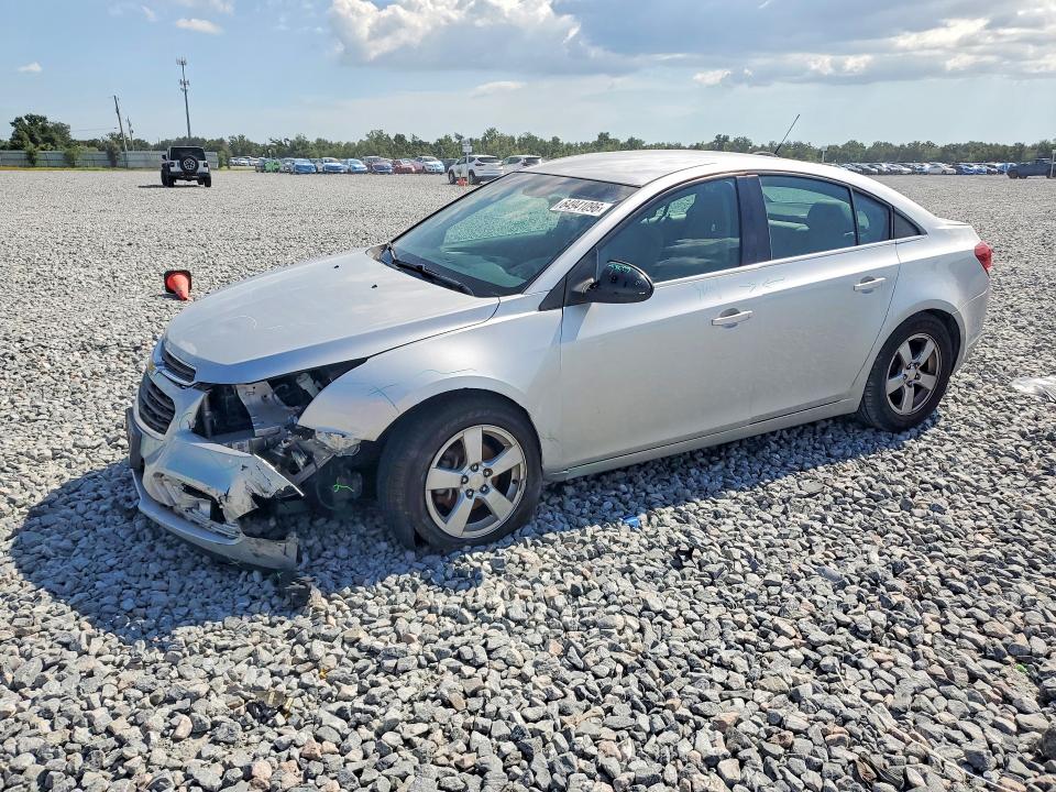 CHEVROLET CRUZE 2015 with VIN 1G1PC5SB9F7144320 - Photo from auction