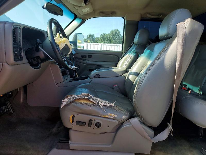 Photo 7 from auction – 2004 CHEVROLET SILVERADO with VIN 2GCEK19T341169166