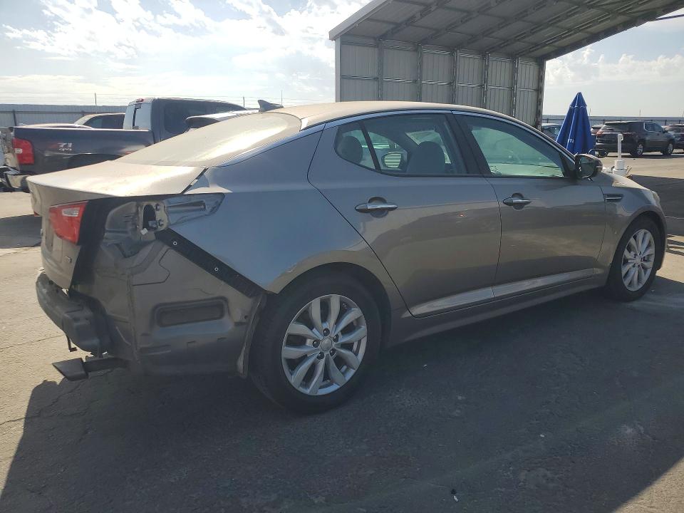 Photo 3 from auction – 2015 KIA OPTIMA with VIN 5XXGM4A72FG451640