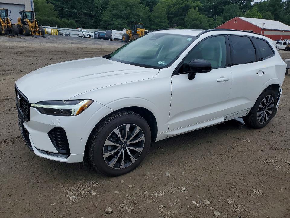 VOLVO XC60 2024 with VIN YV4L12RL7R1822320 - Photo from auction