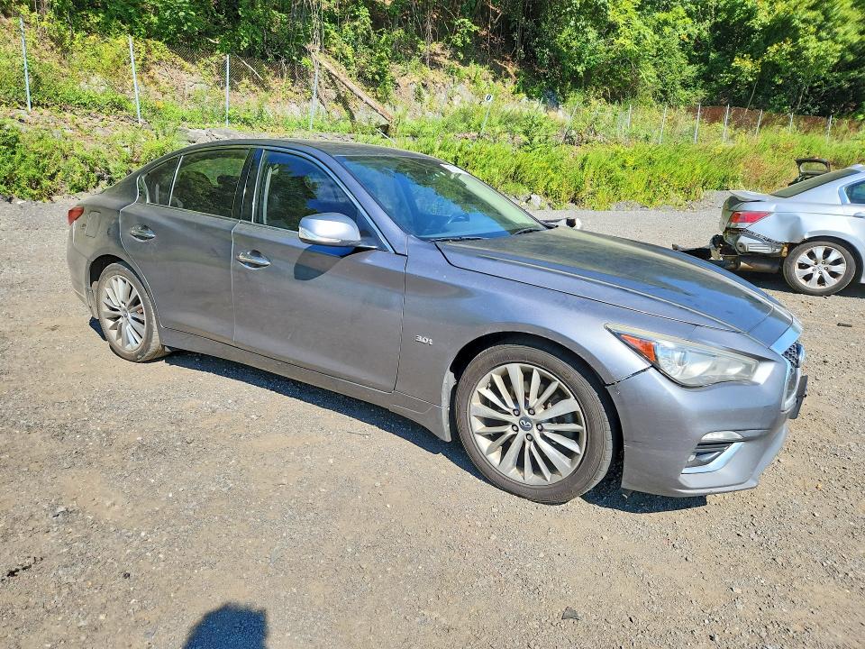 Photo 4 from auction – 2018 INFINITI Q50 with VIN JN1EV7AR7JM438704