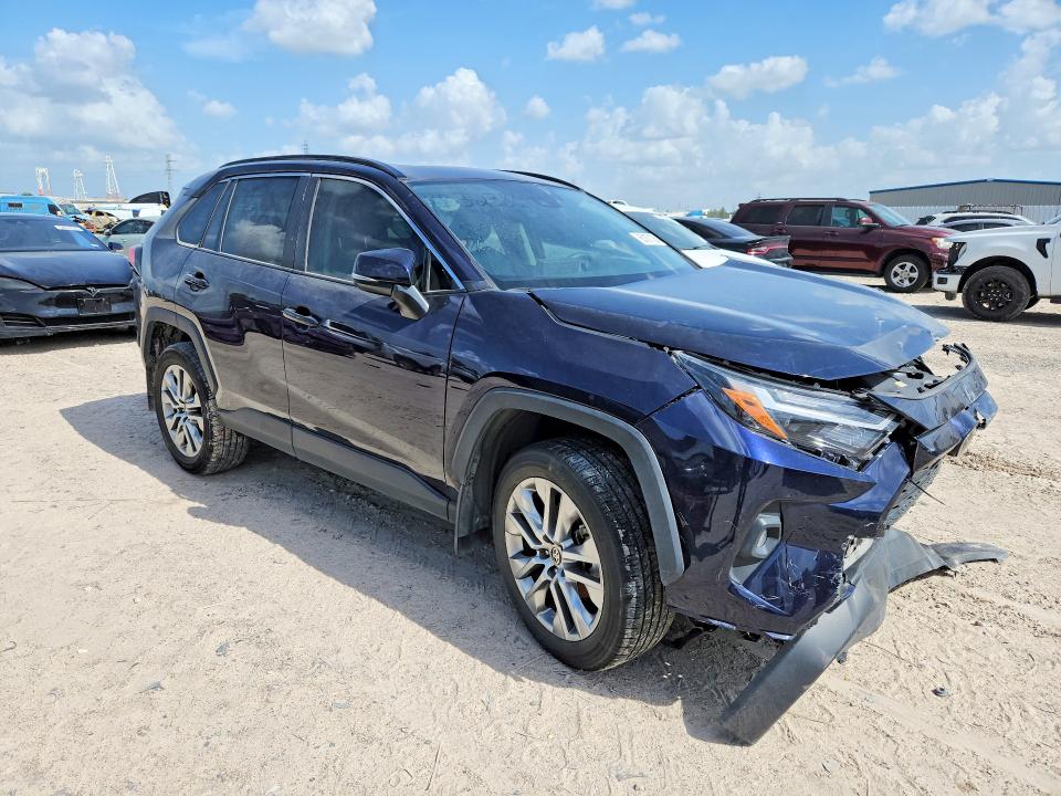 Photo 4 from auction – 2024 TOYOTA RAV4 with VIN 2T3C1RFV8RW302985