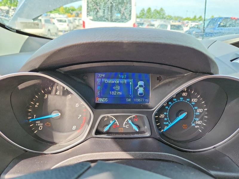 Photo 9 from auction – 2015 FORD ESCAPE with VIN 1FMCU0GX0FUB57822