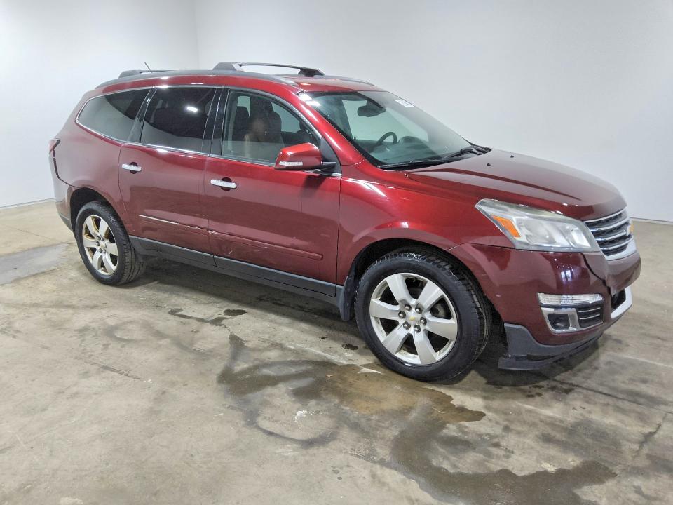 Photo 4 from auction – 2015 CHEVROLET TRAVERSE with VIN 1GNKRJKD7FJ241892