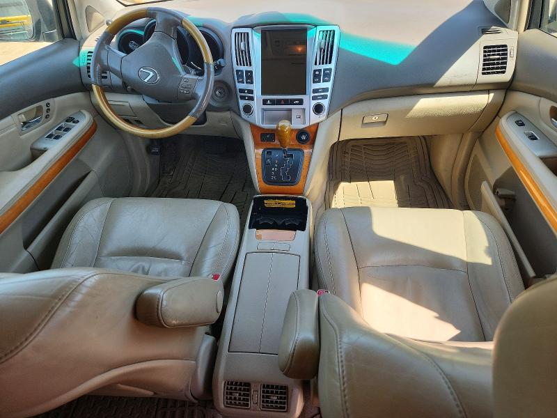 Photo 8 from auction – 2004 LEXUS RX with VIN 2T2HA31U44C031035