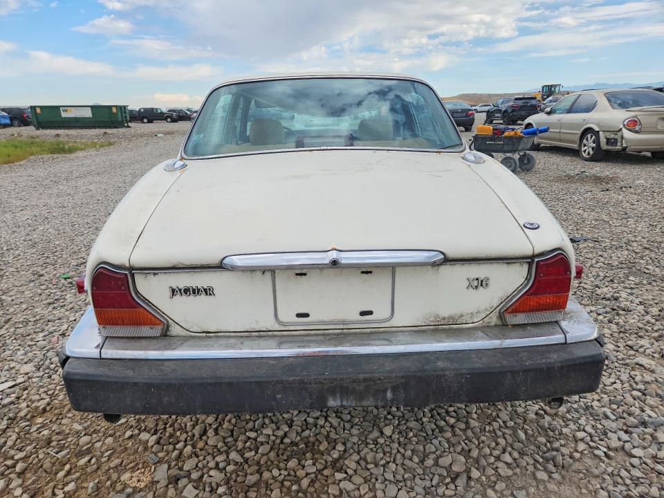 Photo 6 from auction – 1986 JAGUAR XJ6 with VIN SAJAV1343GC436880