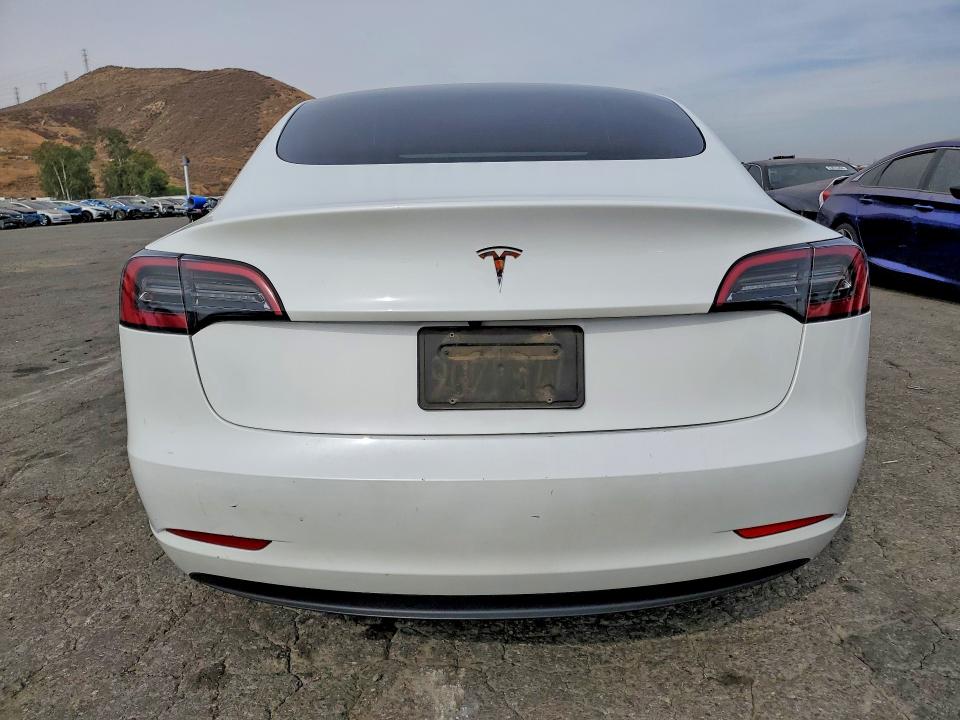 Photo 6 from auction – 2023 TESLA MODEL 3 with VIN 5YJ3E1EA9PF606155