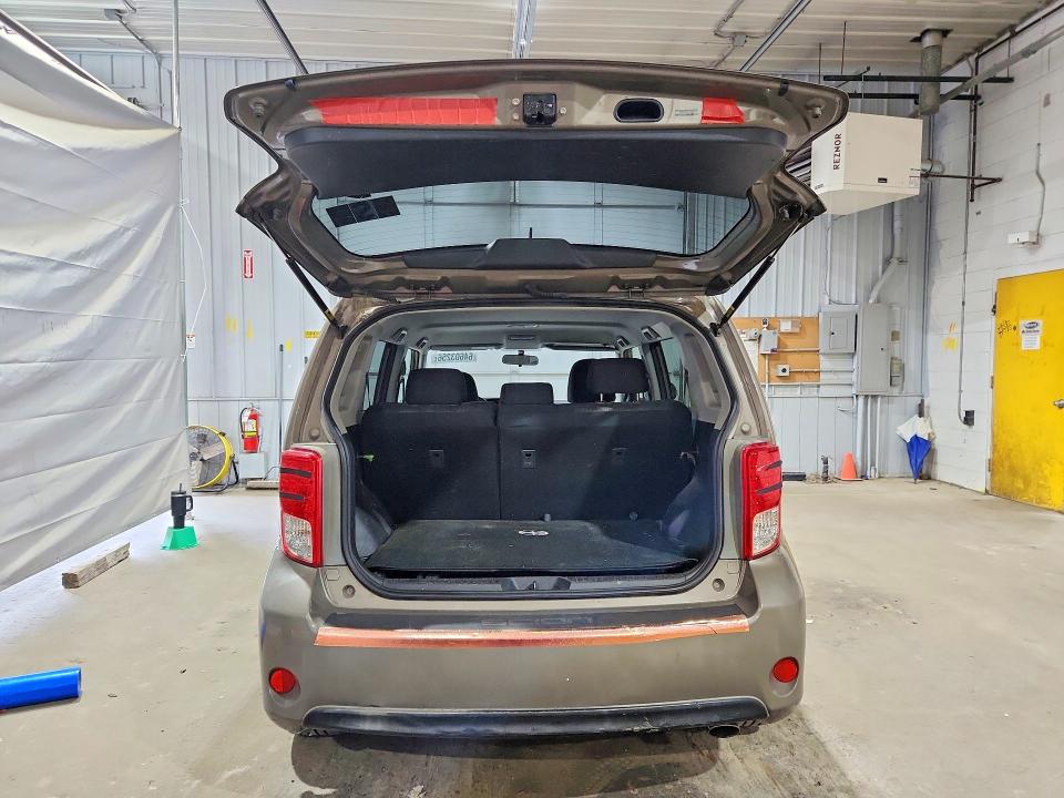Photo 6 from auction – 2014 SCION XB with VIN JTLZE4FE0EJ064449