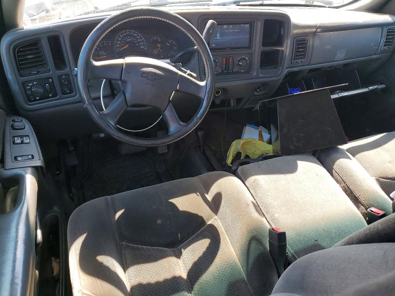 Photo 8 from auction – 2005 CHEVROLET SILVERADO with VIN 1GCEK19T45E175171