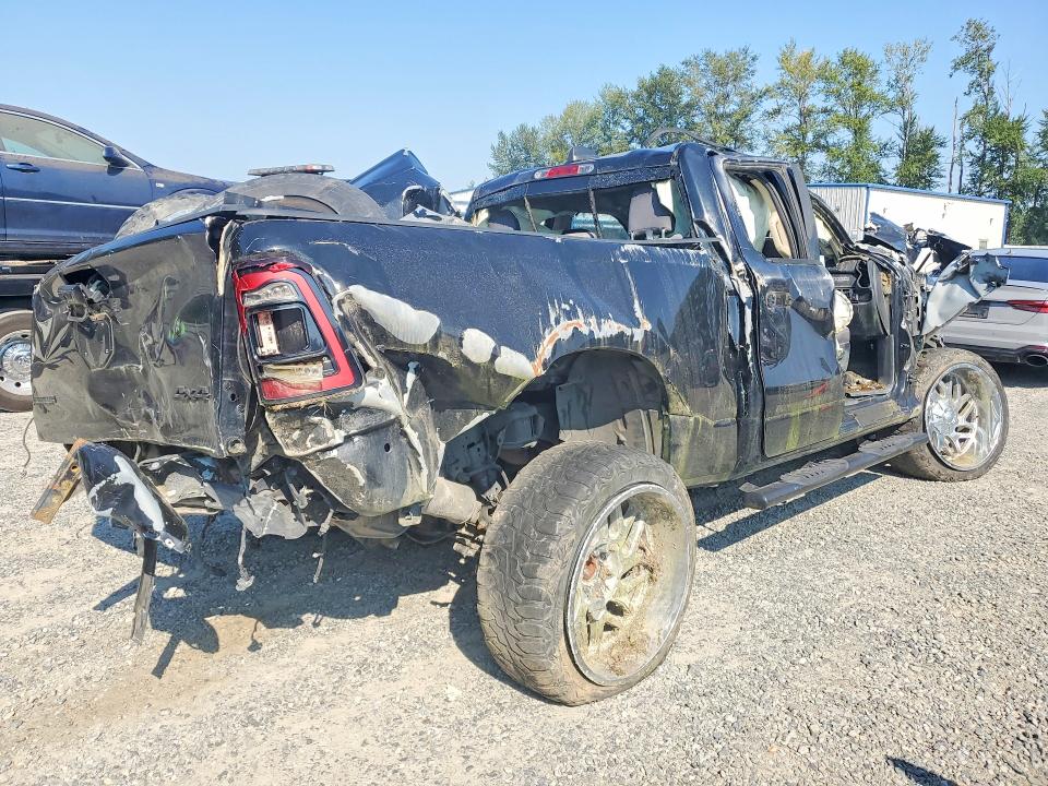 Photo 3 from auction – 2019 RAM 1500 with VIN 1C6SRFBT0KN520172