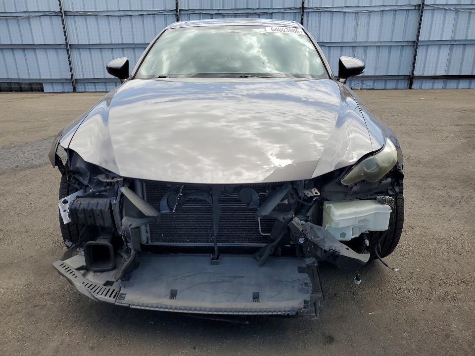 Photo 5 from auction – 2014 LEXUS IS with VIN JTHBE1D28E5012529