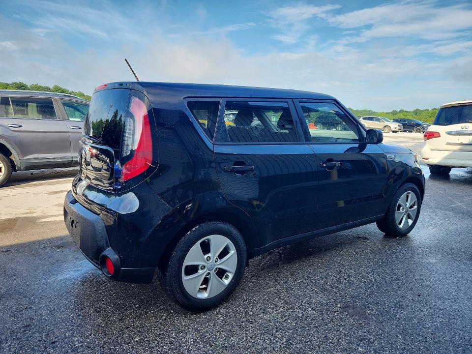 Photo 3 from auction – 2016 KIA SOUL with VIN KNDJN2A20G7262328