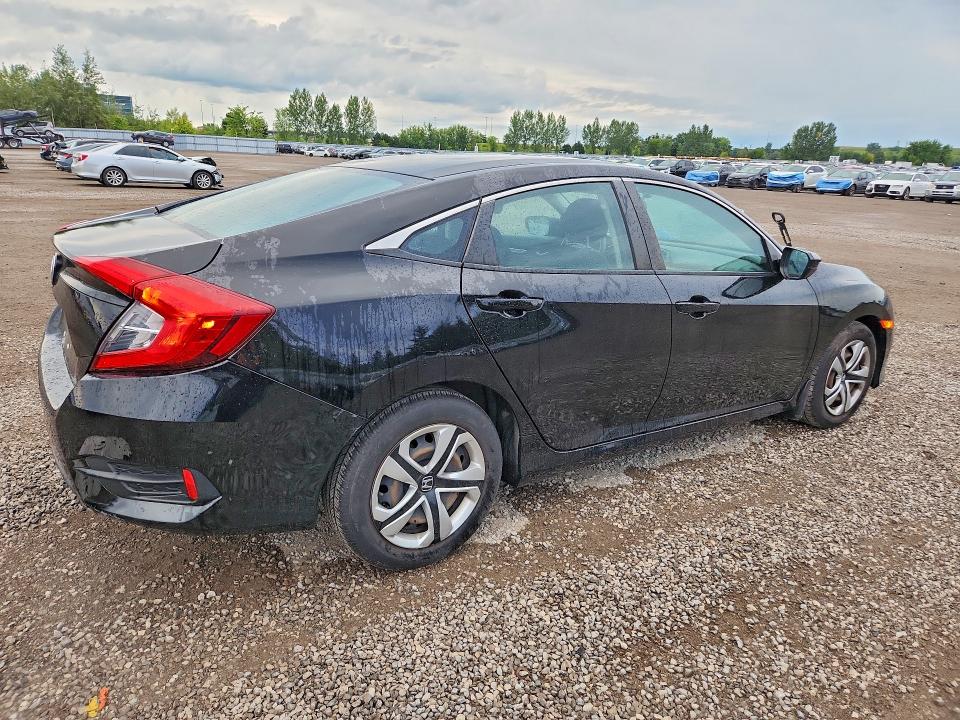Photo 3 from auction – 2017 HONDA CIVIC with VIN 2HGFC2F53HH027458