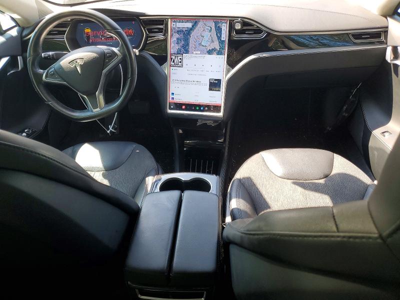 Photo 8 from auction – 2015 TESLA MODEL S with VIN 5YJSA1E13FF113013