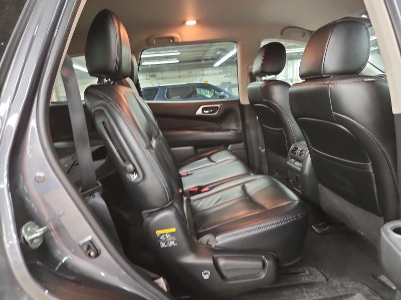 Photo 11 from auction – 2017 NISSAN PATHFINDER with VIN 5N1DR2MM0HC689026