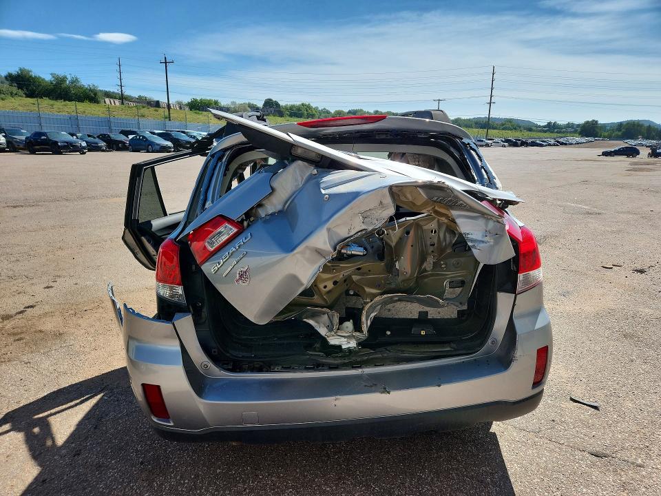 Photo 6 from auction – 2011 SUBARU OUTBACK with VIN 4S4BRBCC6B3334997