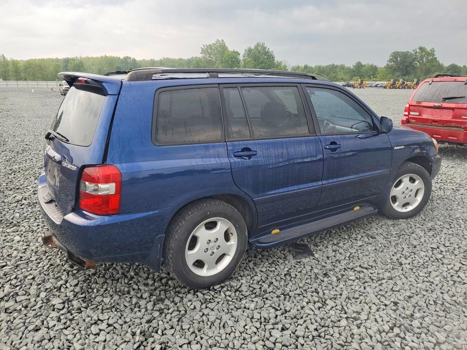 Photo 3 from auction – 2004 TOYOTA HIGHLANDER with VIN JTEDP21A040028527