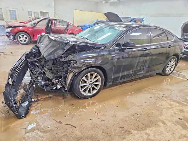 Photo 1 from auction – 2017 FORD FUSION with VIN 3FA6P0H74HR104659