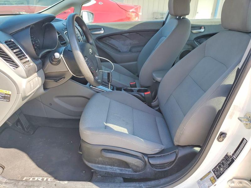 Photo 7 from auction – 2018 KIA FORTE with VIN 3KPFK4A78JE196236