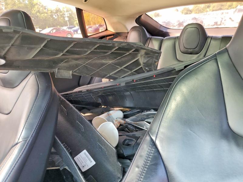 صورة رقم 10 من المزاد - 2014 TESLA MODEL S مع VIN 5YJSA1H17EFP50948