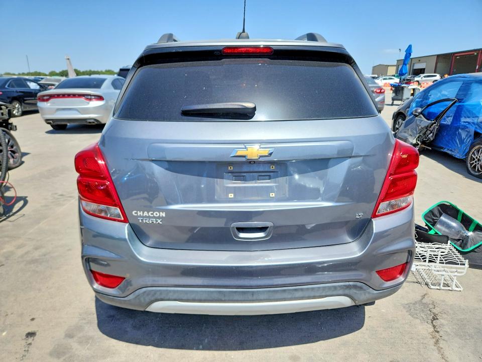 Photo 6 from auction – 2019 CHEVROLET TRAX with VIN KL7CJLSB0KB764865